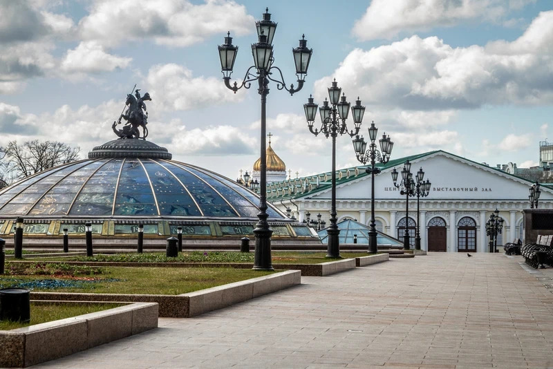 Манежная площадь